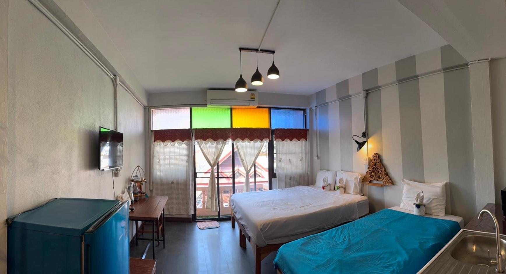 Retro At Phra Sing Guest House Chiang Mai Exterior photo